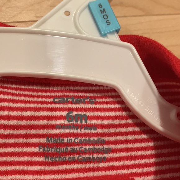 NWT Carters Santa onsie pajama-size 6 month - Picture 4 of 5